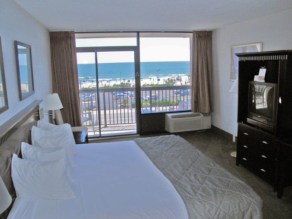 Neptune Park Inn Virginia Beach Room photo