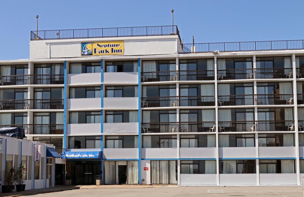 Neptune Park Inn Virginia Beach Exterior photo