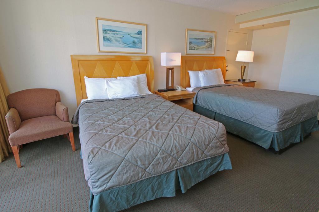 Neptune Park Inn Virginia Beach Exterior photo